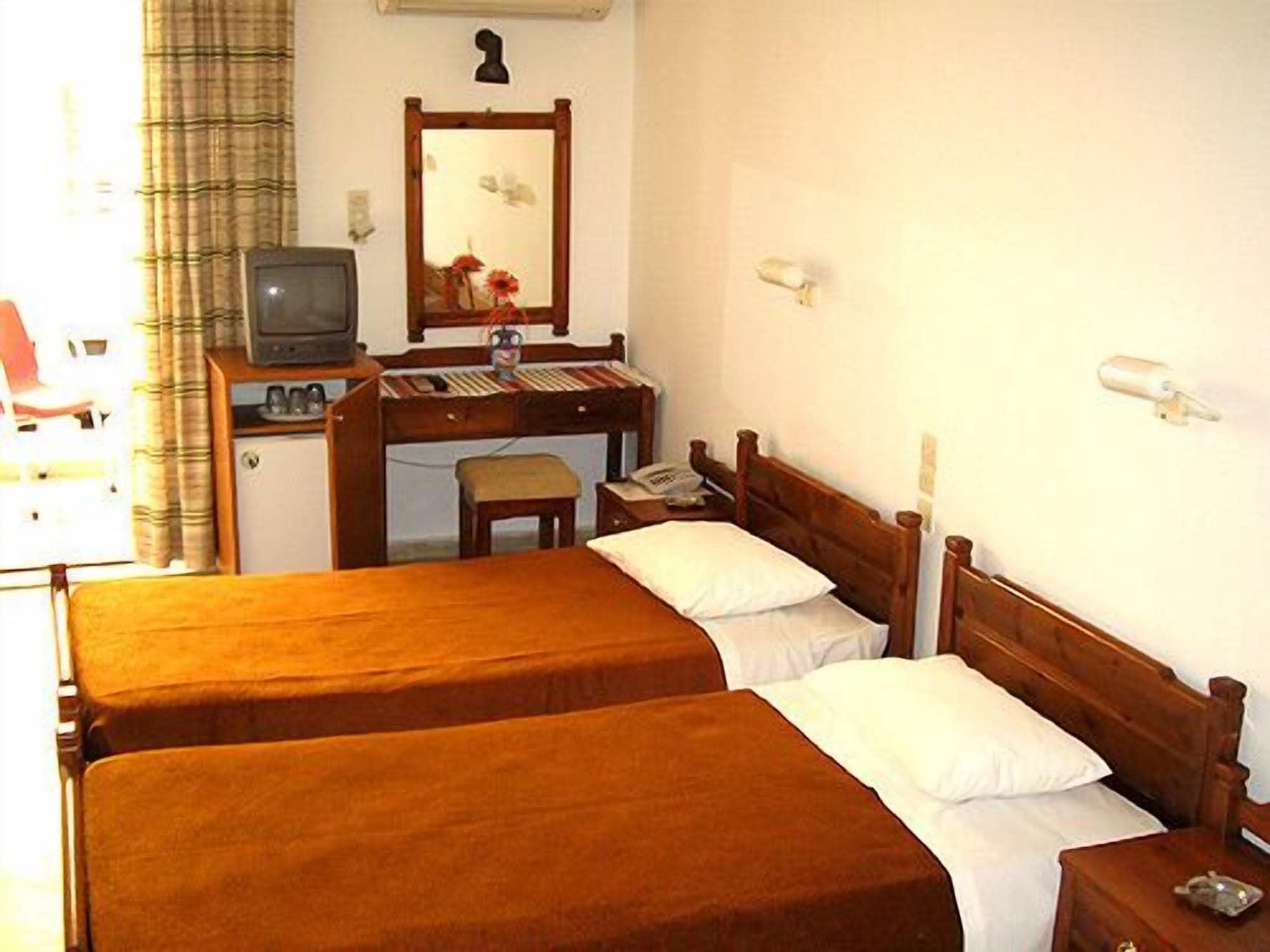 Doxa Hotel Agios Nikolaos Esterno foto